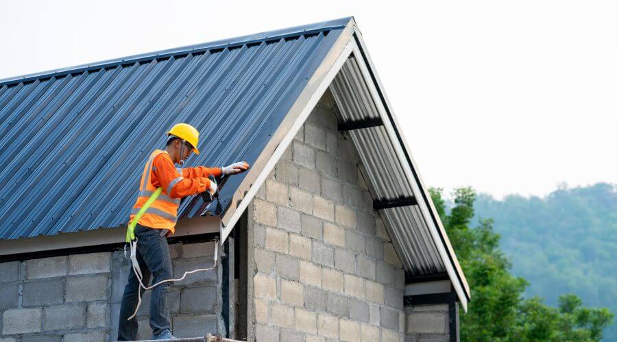 Professional residential roofers in Tacoma, WA